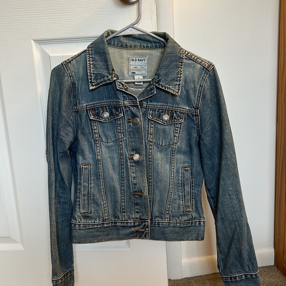 Woman’s Jean Jacket - Picture 2 of 2